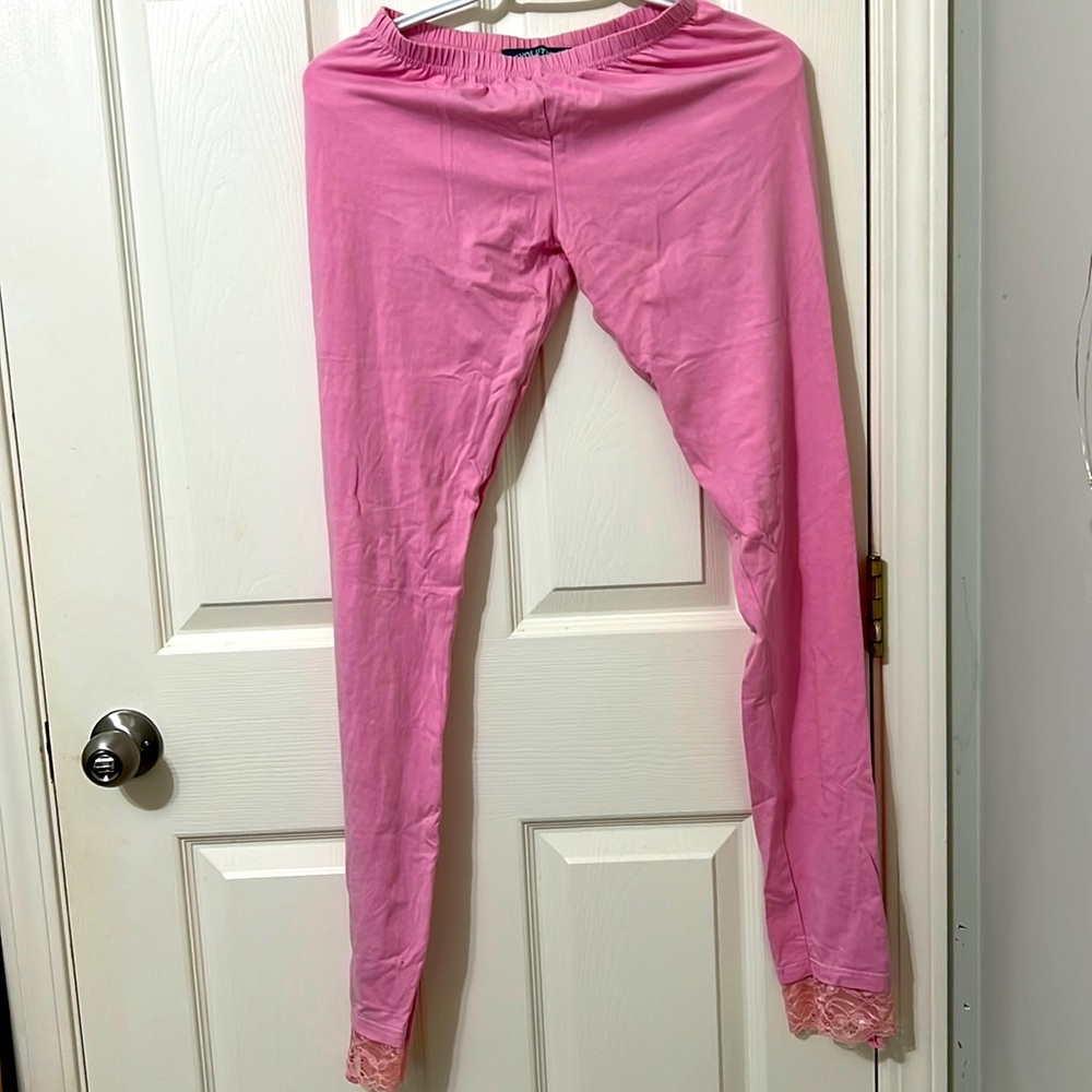 Pink leggings